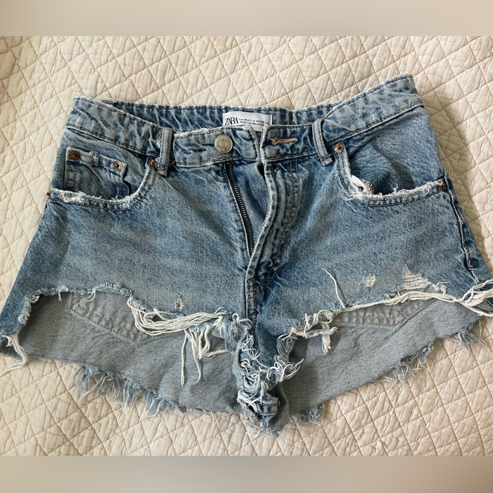 Distressed Jean shorts